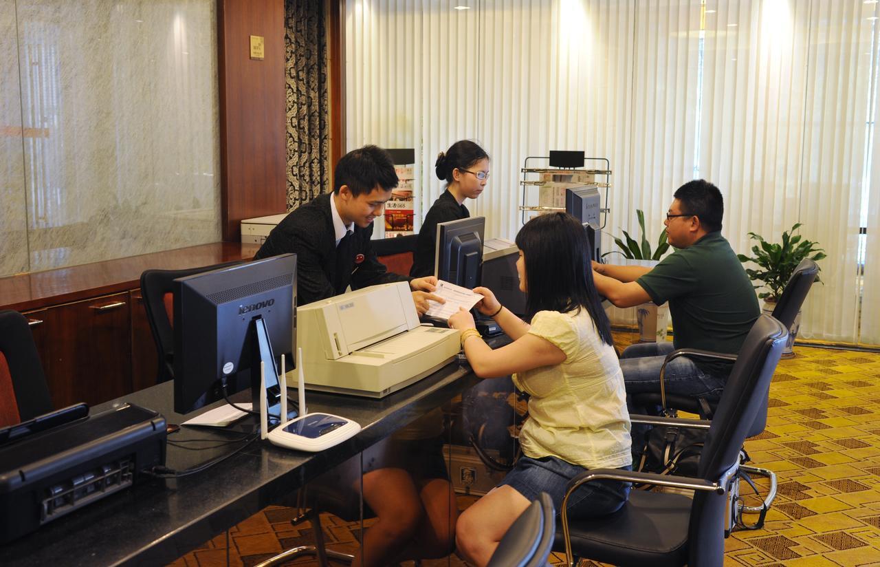 Jiangxi Seven Star Shang Wu Hotel Нанчан Екстериор снимка
